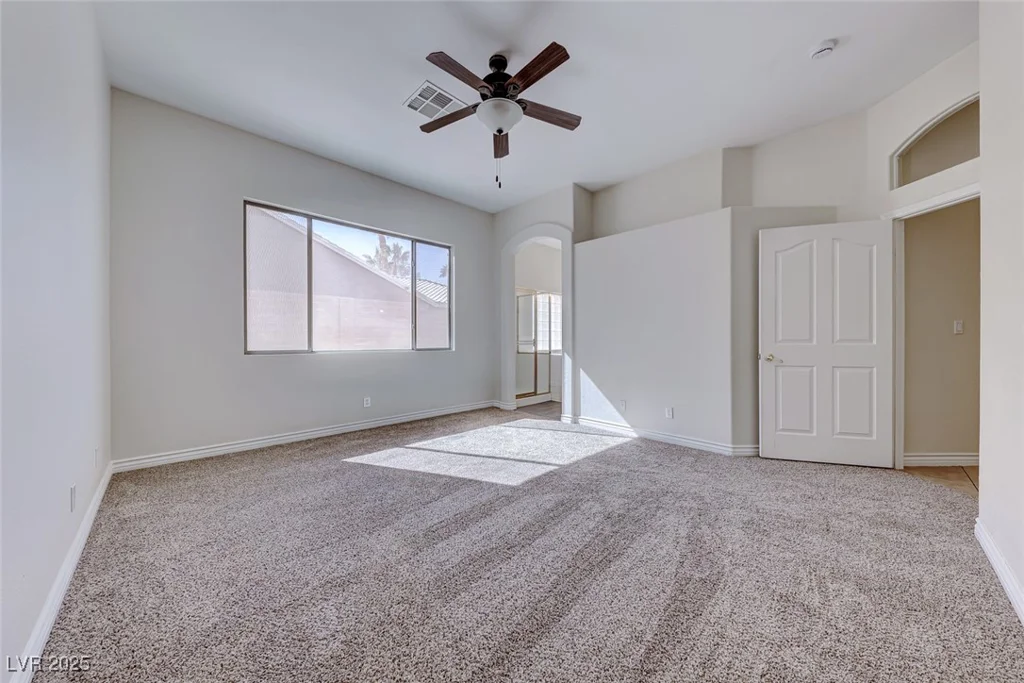 1035 Dodger Blue, Las Vegas, NV 89123