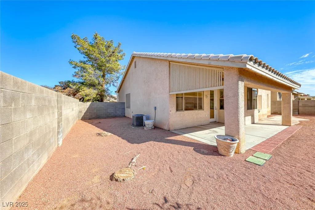 1035 Dodger Blue, Las Vegas, NV 89123