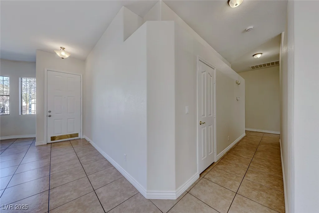 1035 Dodger Blue, Las Vegas, NV 89123