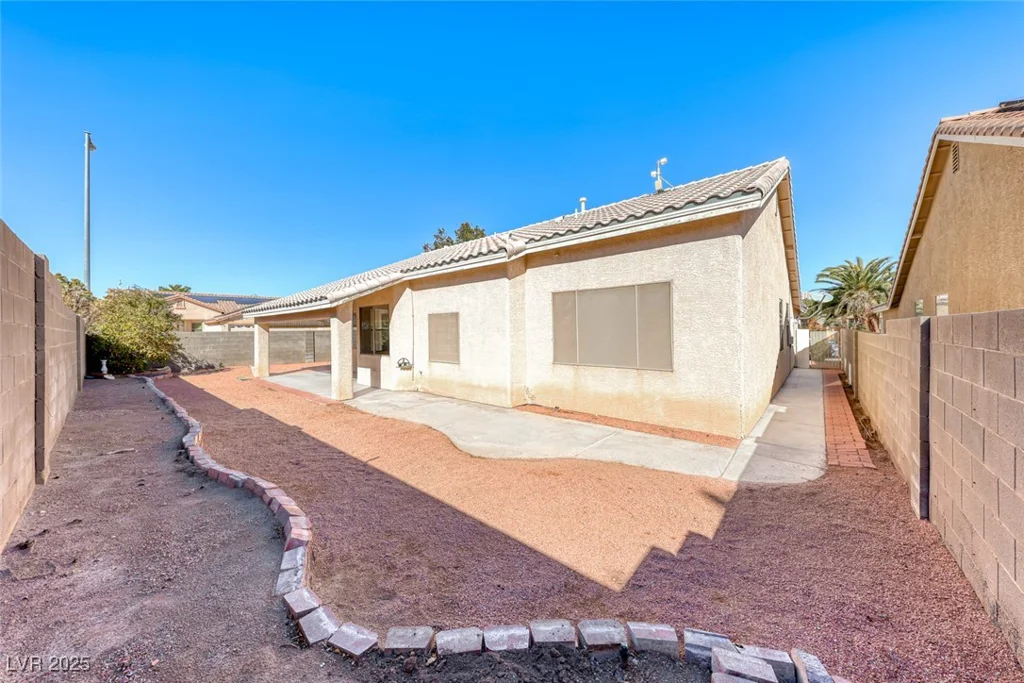 1035 Dodger Blue, Las Vegas, NV 89123