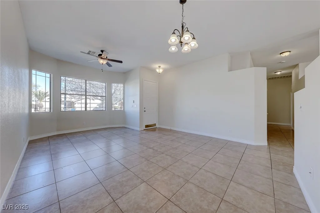 1035 Dodger Blue, Las Vegas, NV 89123
