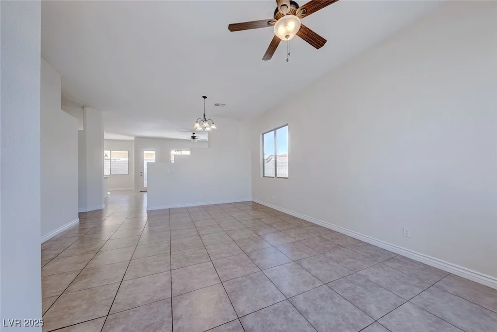 1035 Dodger Blue, Las Vegas, NV 89123