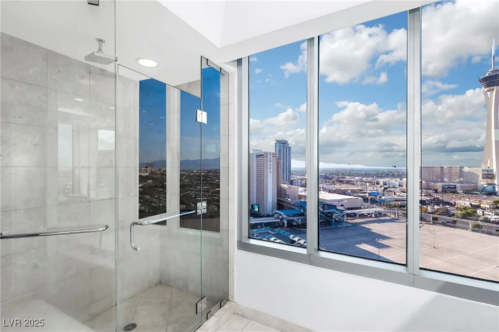 322 Karen, Las Vegas, NV 89109