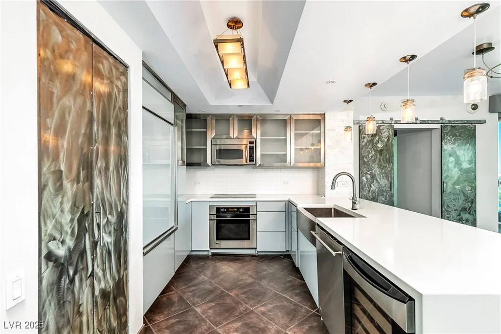 322 Karen, Las Vegas, NV 89109