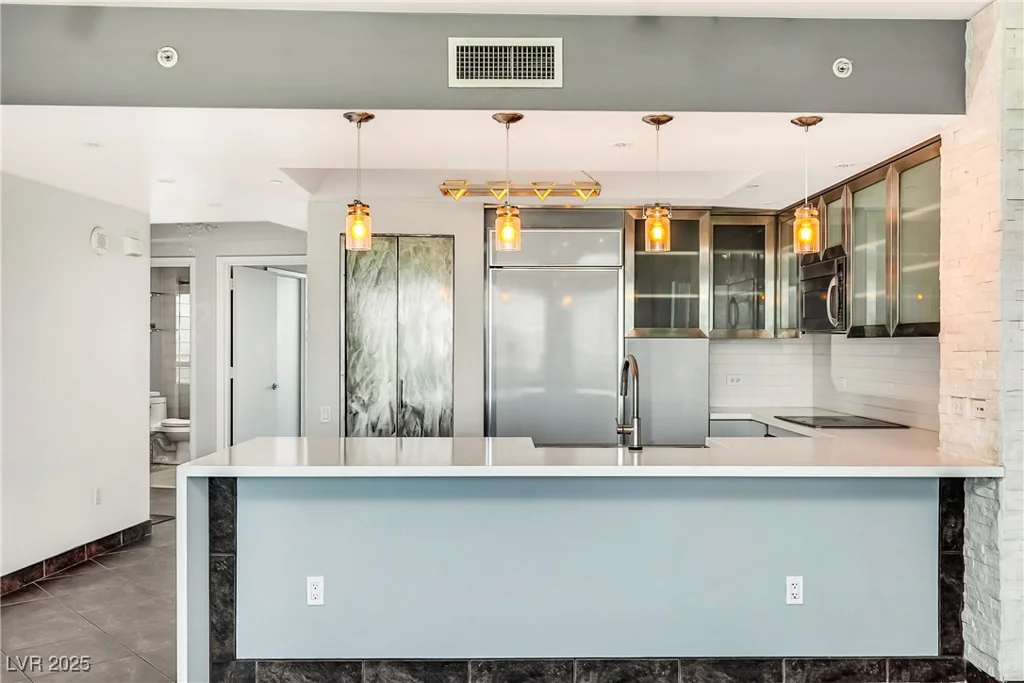 322 Karen, Las Vegas, NV 89109