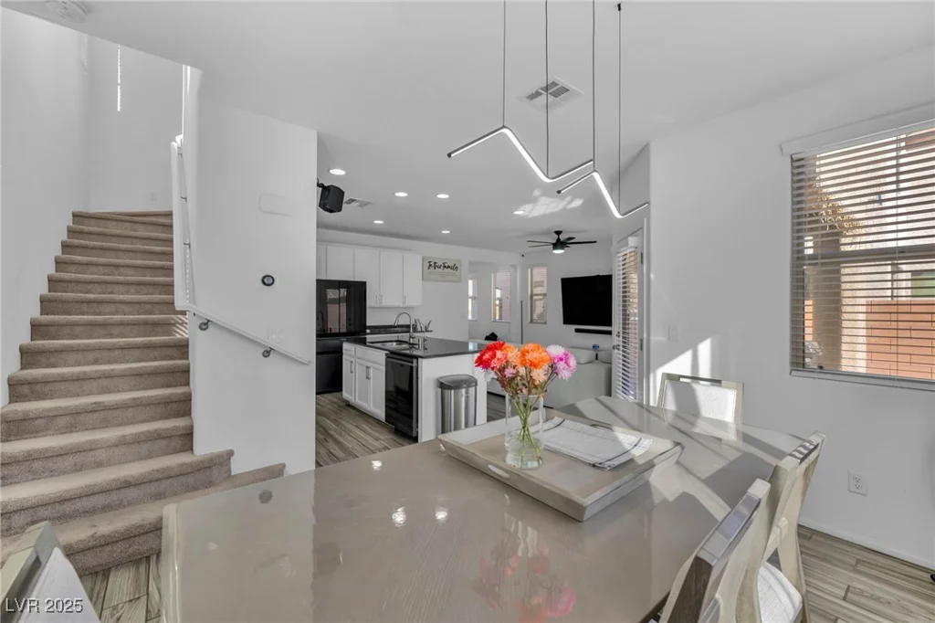 854 Earth Luster, Las Vegas, NV 89178