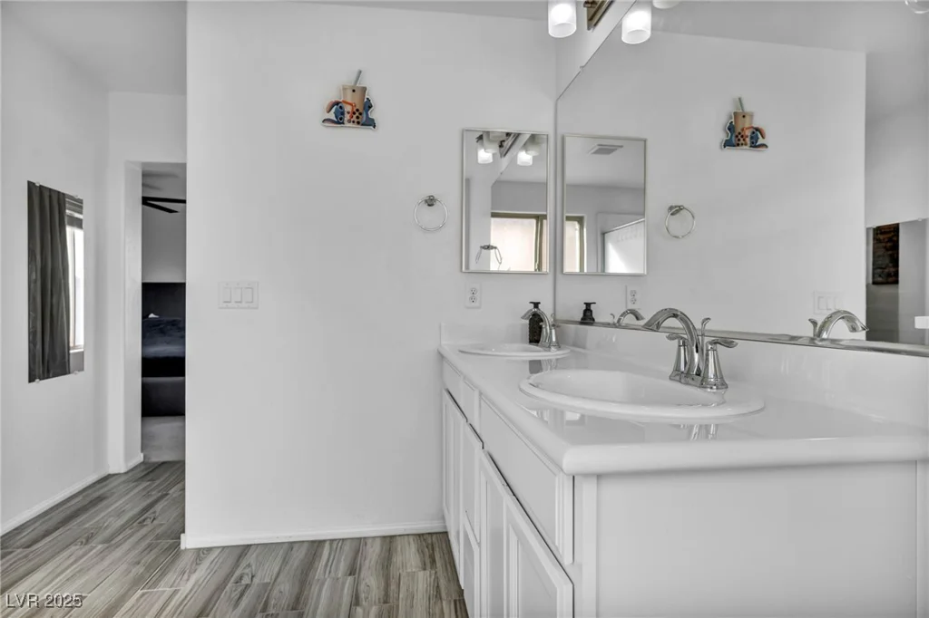 854 Earth Luster, Las Vegas, NV 89178