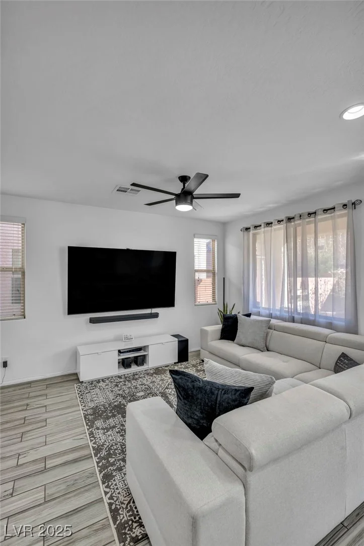 854 Earth Luster, Las Vegas, NV 89178