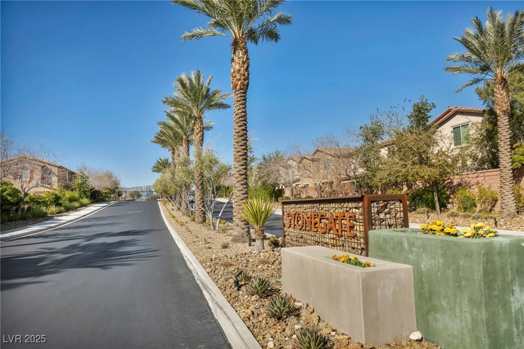 854 Earth Luster, Las Vegas, NV 89178