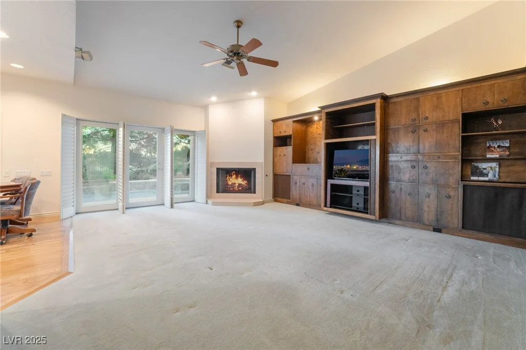 8701 Robinson Ridge, Las Vegas, NV 89117