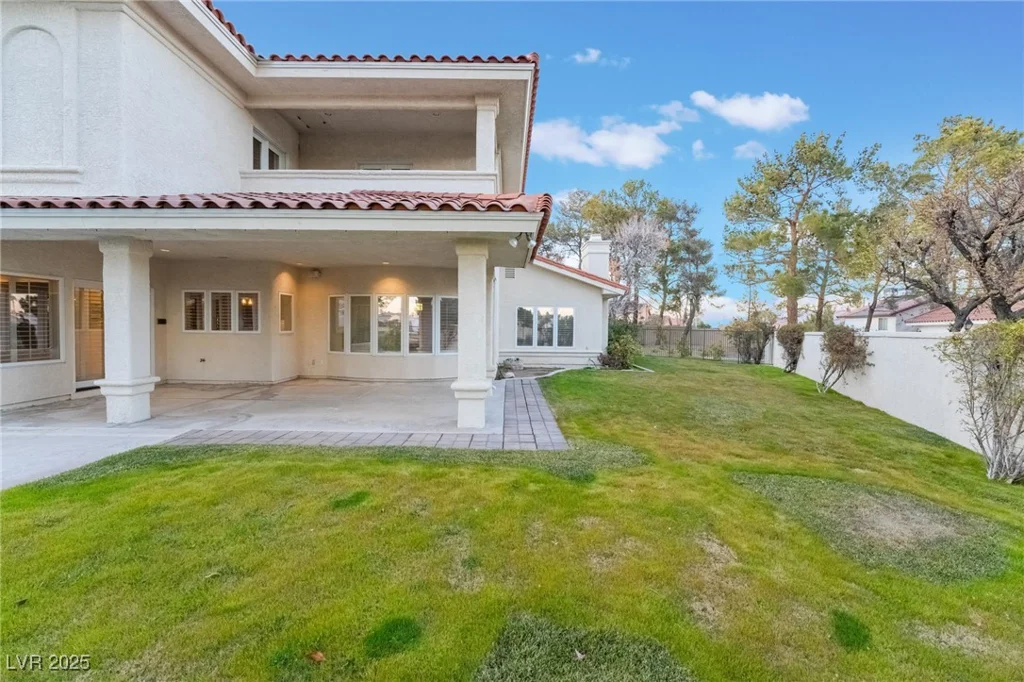 8701 Robinson Ridge, Las Vegas, NV 89117