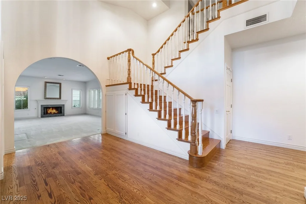 8701 Robinson Ridge, Las Vegas, NV 89117