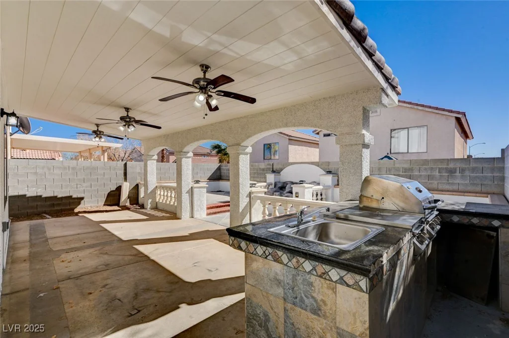4839 Englewood, Las Vegas, NV 89139