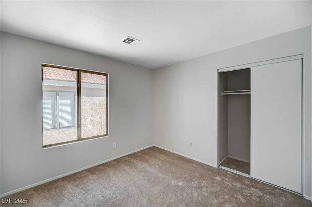 4839 Englewood, Las Vegas, NV 89139