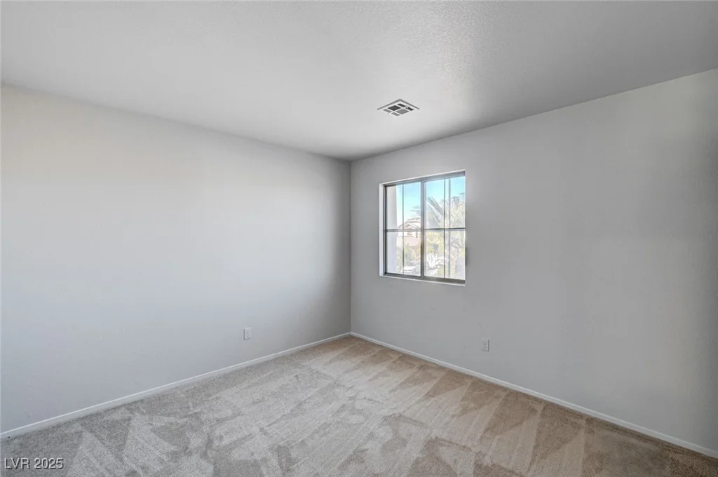 4839 Englewood, Las Vegas, NV 89139