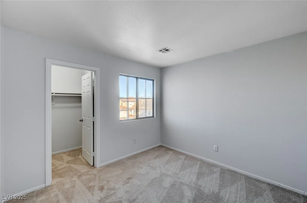 4839 Englewood, Las Vegas, NV 89139