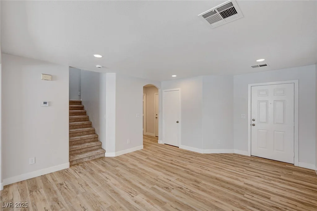 4839 Englewood, Las Vegas, NV 89139