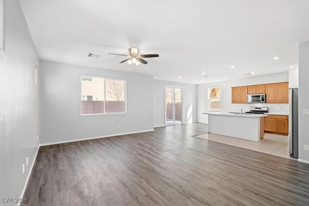 430 Shimmering Sands, North Las Vegas, NV 89031