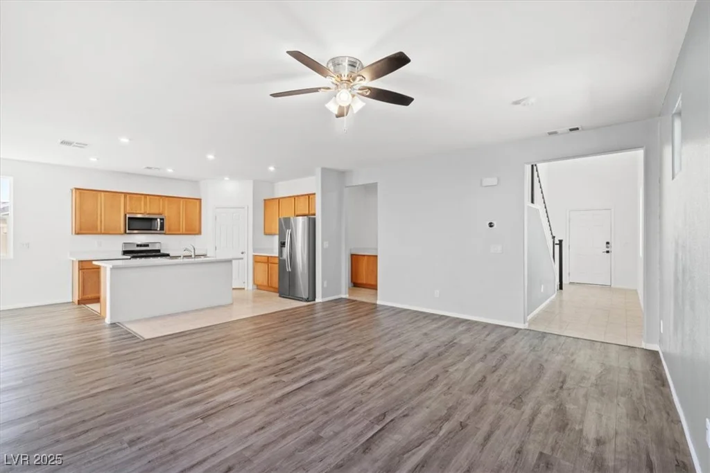 430 Shimmering Sands, North Las Vegas, NV 89031