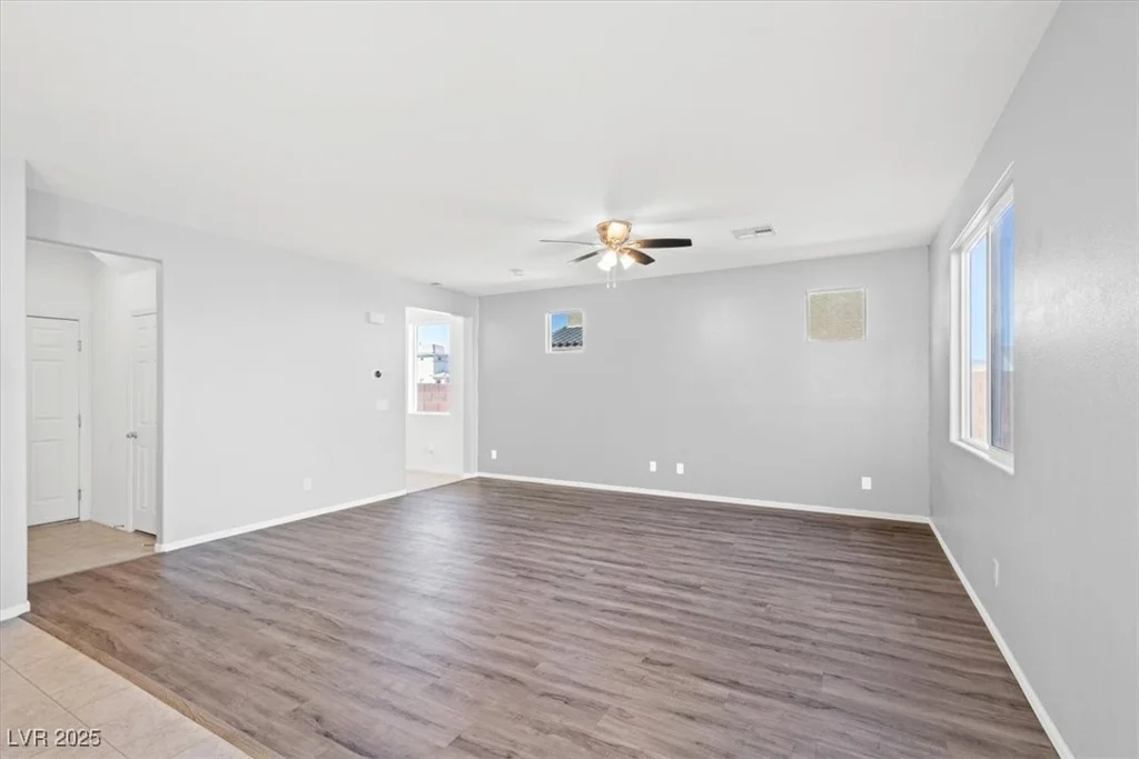 430 Shimmering Sands, North Las Vegas, NV 89031