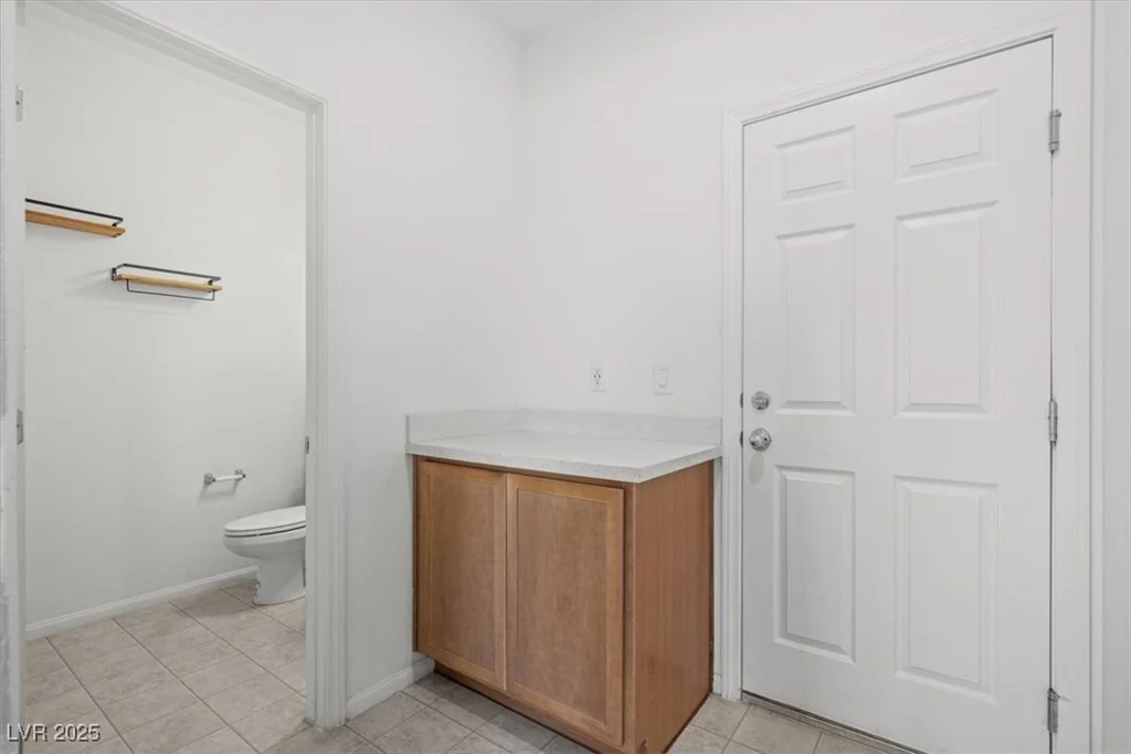 430 Shimmering Sands, North Las Vegas, NV 89031