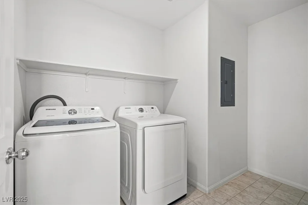 430 Shimmering Sands, North Las Vegas, NV 89031