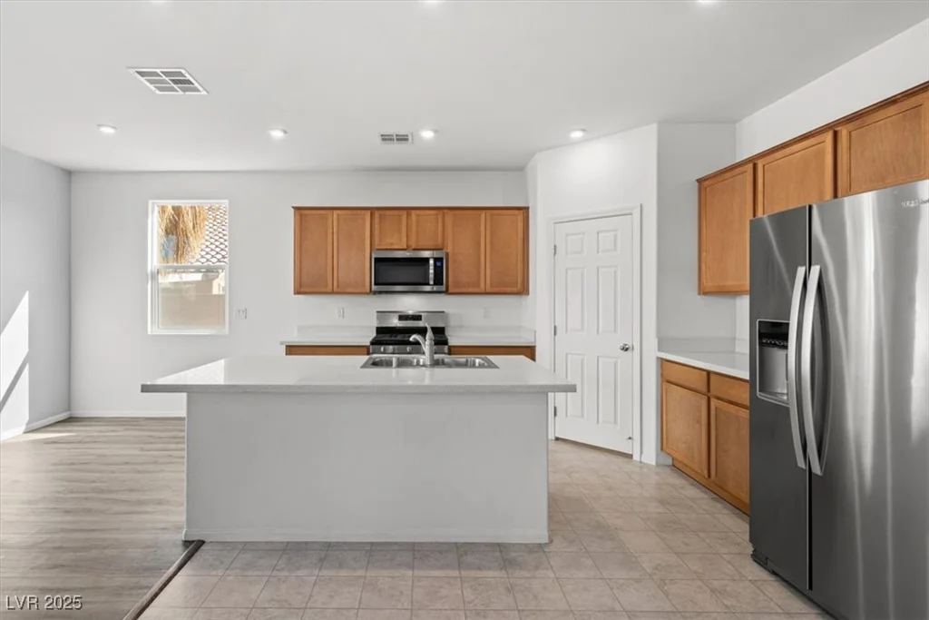 430 Shimmering Sands, North Las Vegas, NV 89031