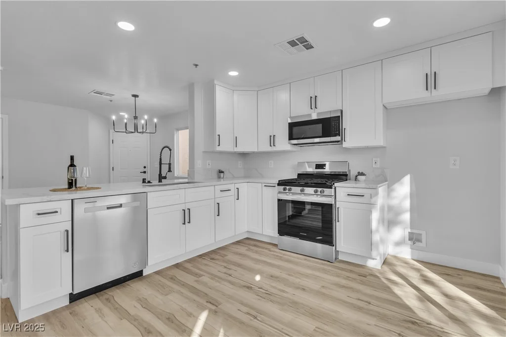 3137 Sunrise Cove, North Las Vegas, NV 89031
