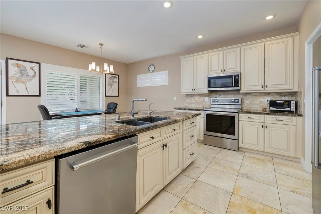 1616 Langston Hughes, Henderson, NV 89052