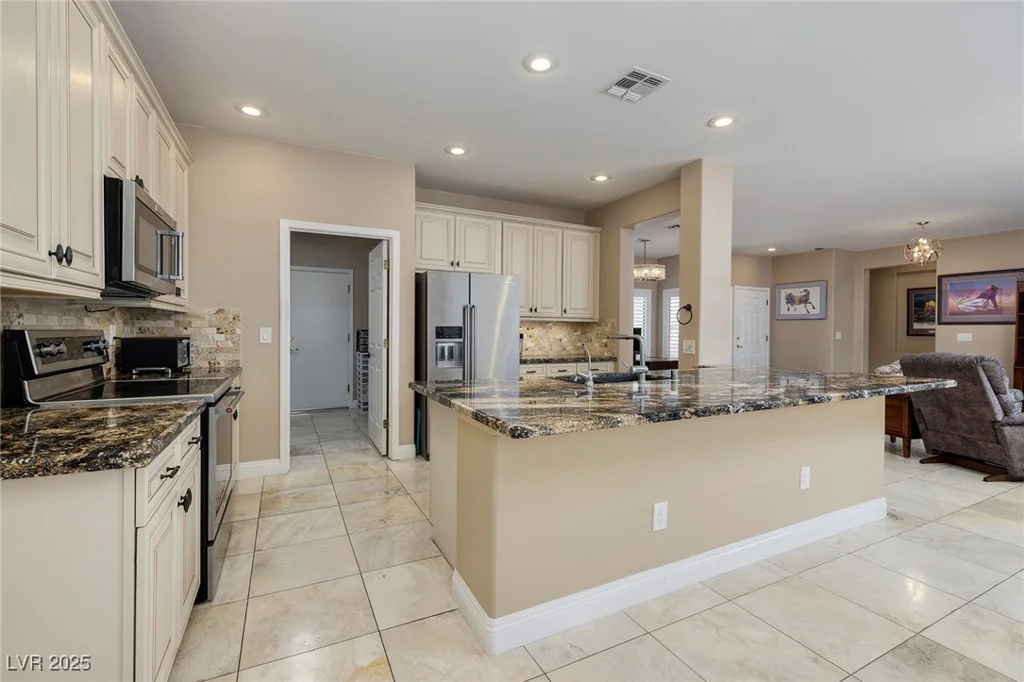 1616 Langston Hughes, Henderson, NV 89052