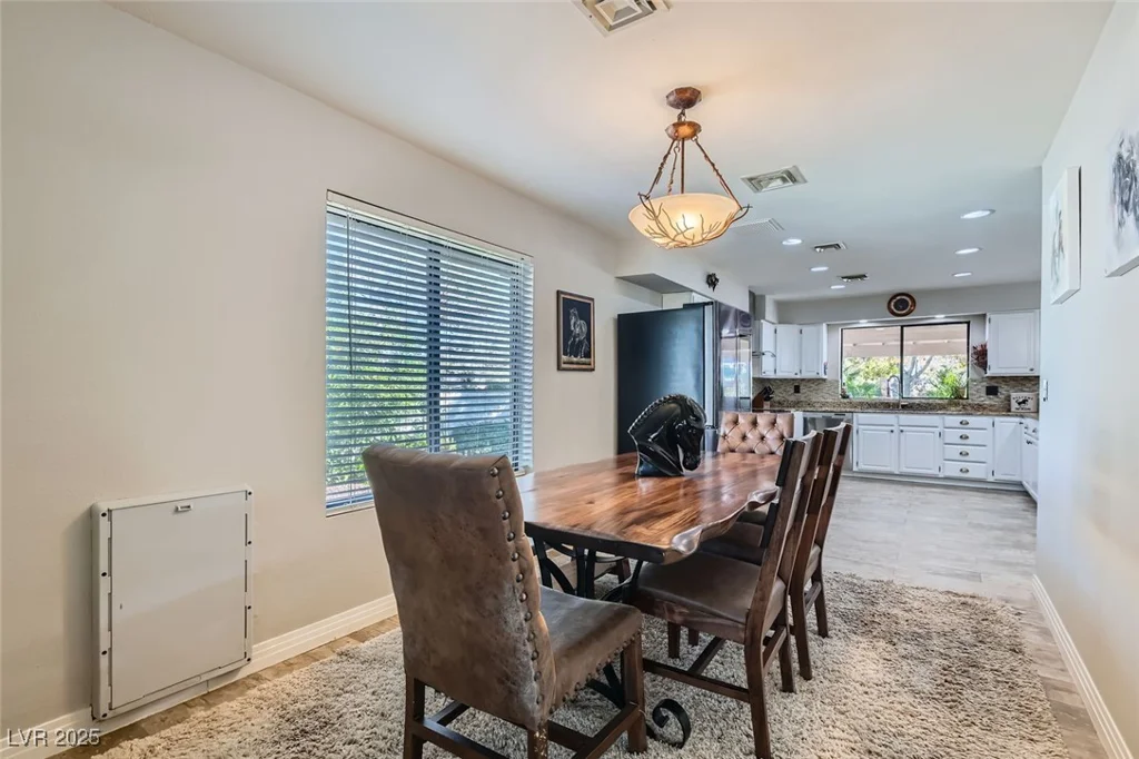6925 Donald Nelson, Las Vegas, NV 89131