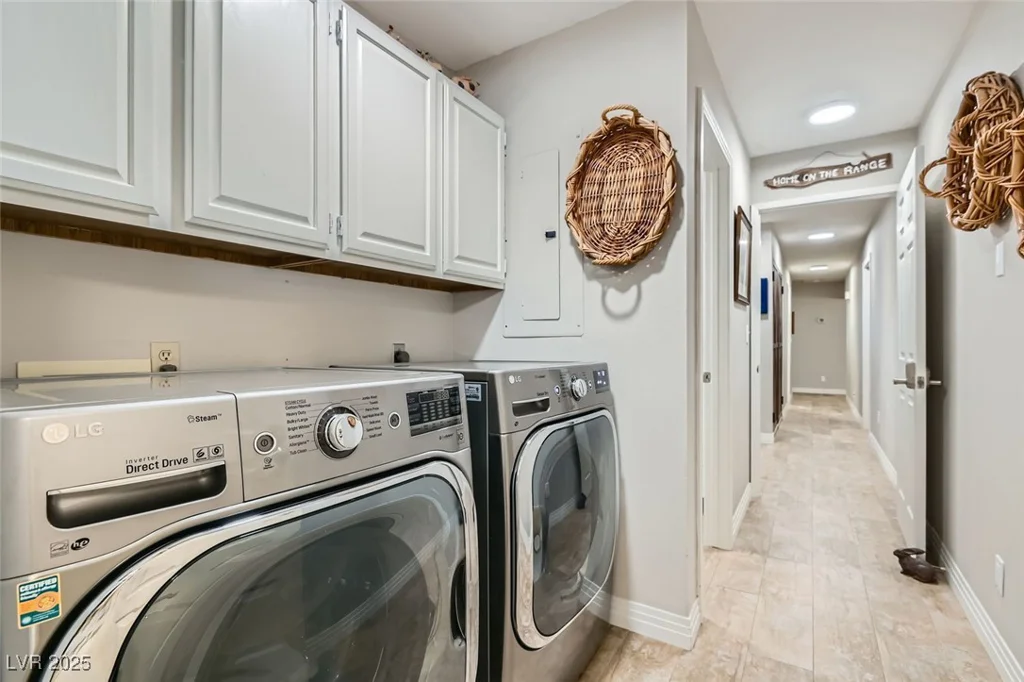 6925 Donald Nelson, Las Vegas, NV 89131