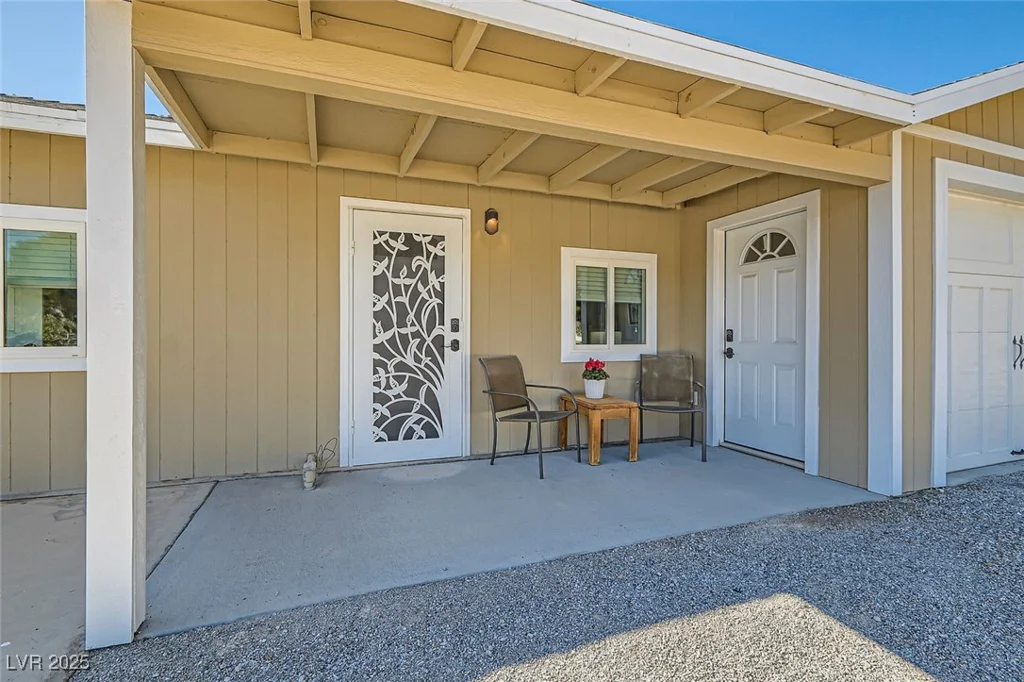 6925 Donald Nelson, Las Vegas, NV 89131