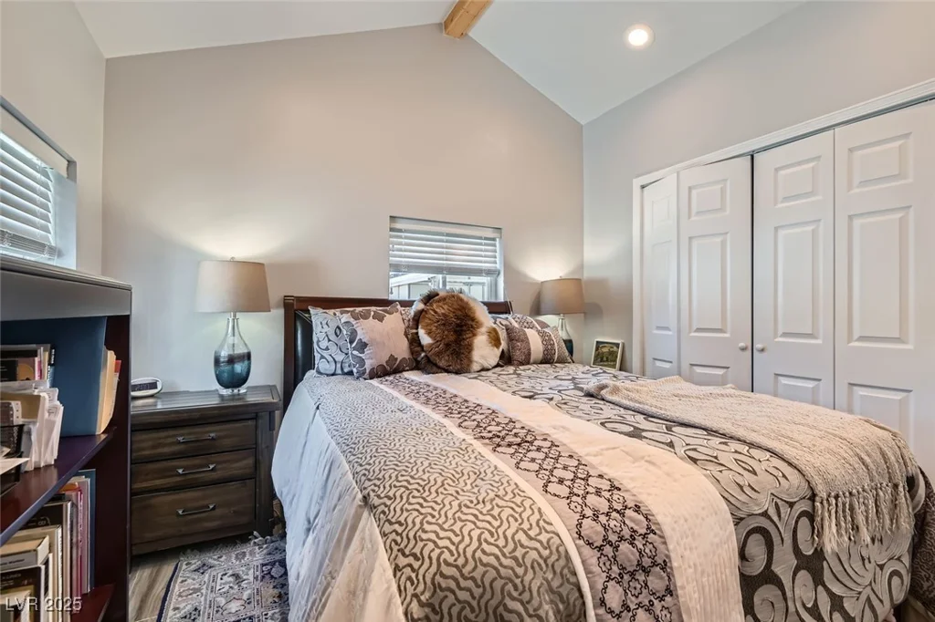 6925 Donald Nelson, Las Vegas, NV 89131