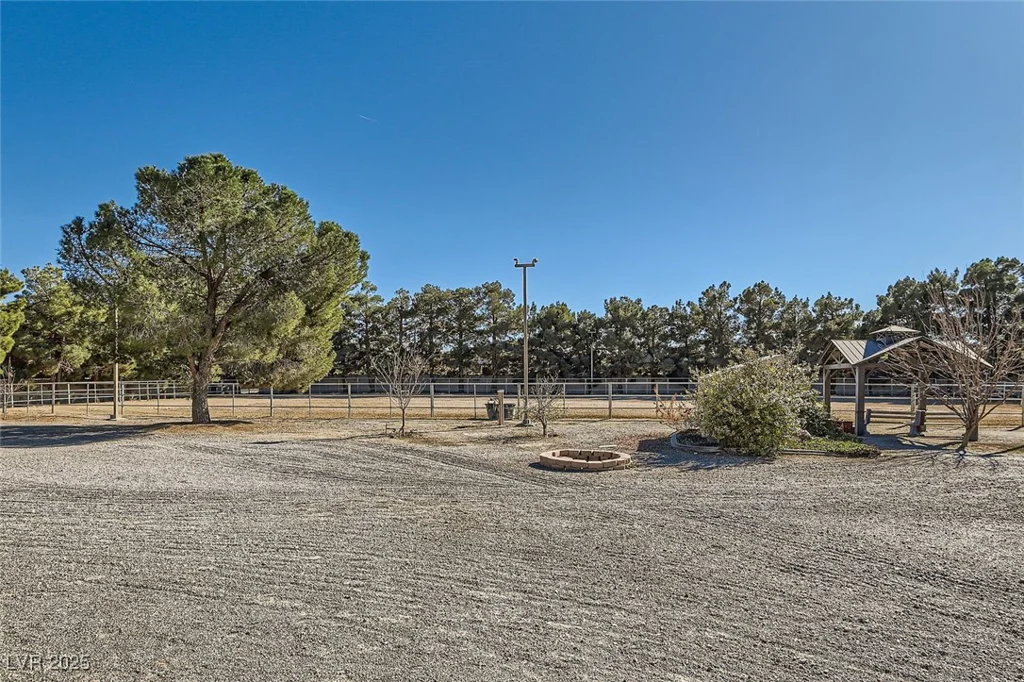 6925 Donald Nelson, Las Vegas, NV 89131