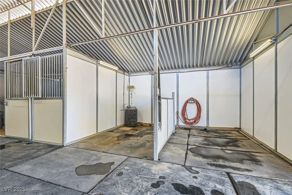 6925 Donald Nelson, Las Vegas, NV 89131