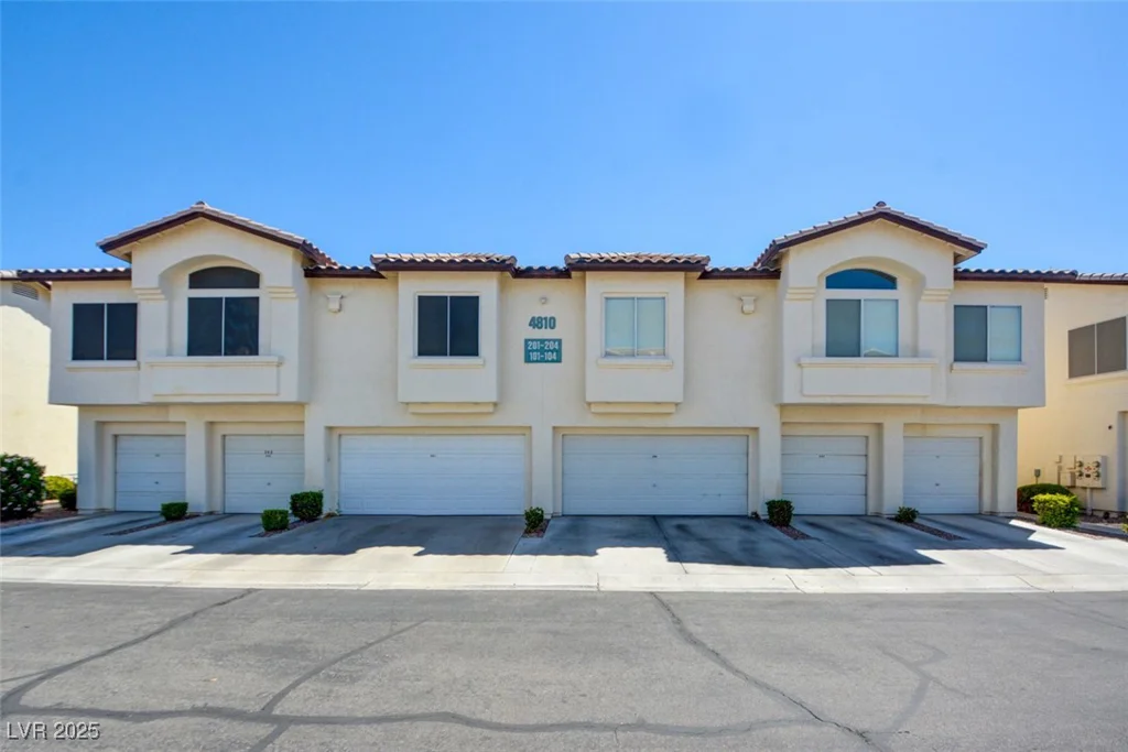 4810 Black Bear, Las Vegas, NV 89149