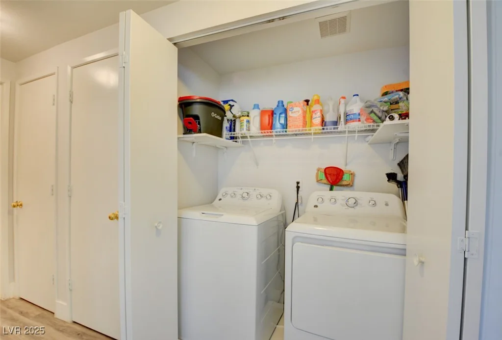 4810 Black Bear, Las Vegas, NV 89149