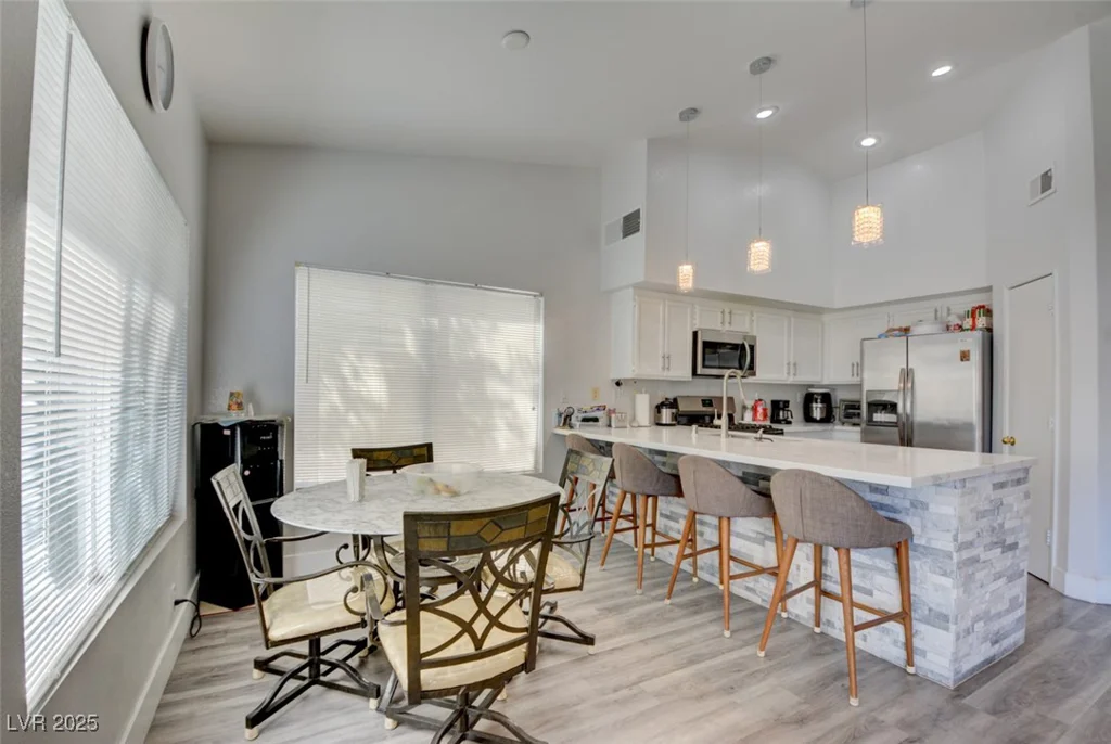 4810 Black Bear, Las Vegas, NV 89149