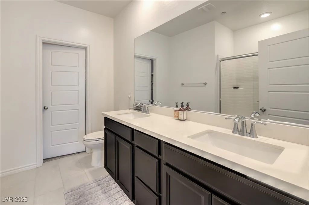 7232 Decatur, Las Vegas, NV 89131