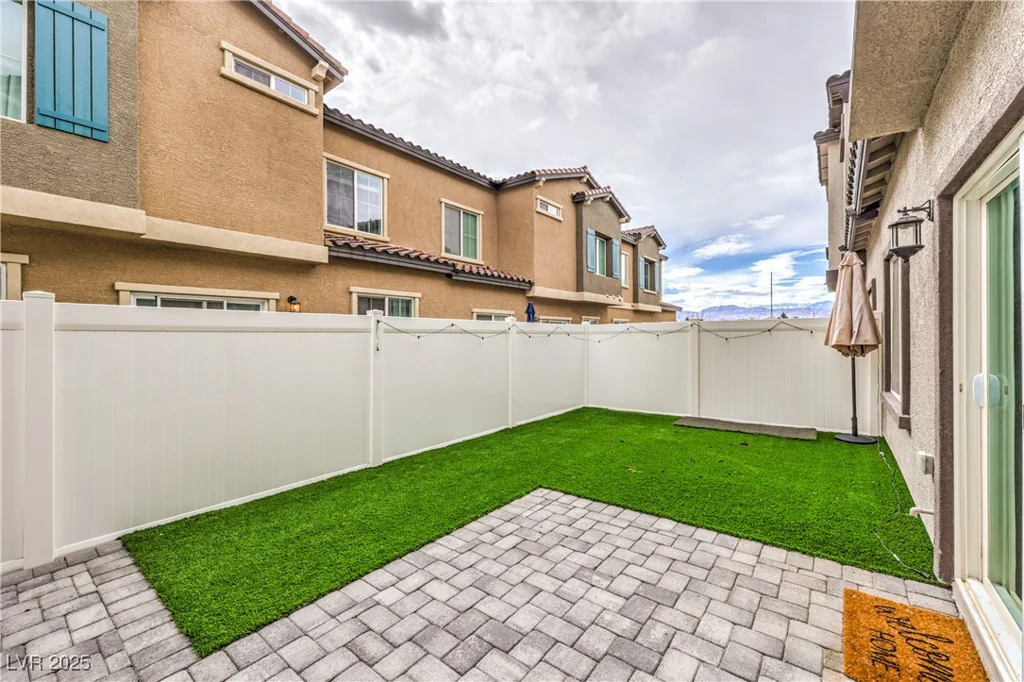 7232 Decatur, Las Vegas, NV 89131