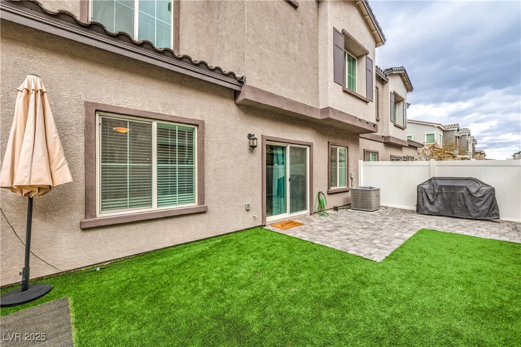 7232 Decatur, Las Vegas, NV 89131