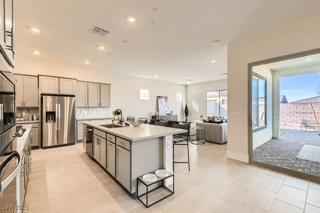 10026 Honey Rose, Las Vegas, NV 89143