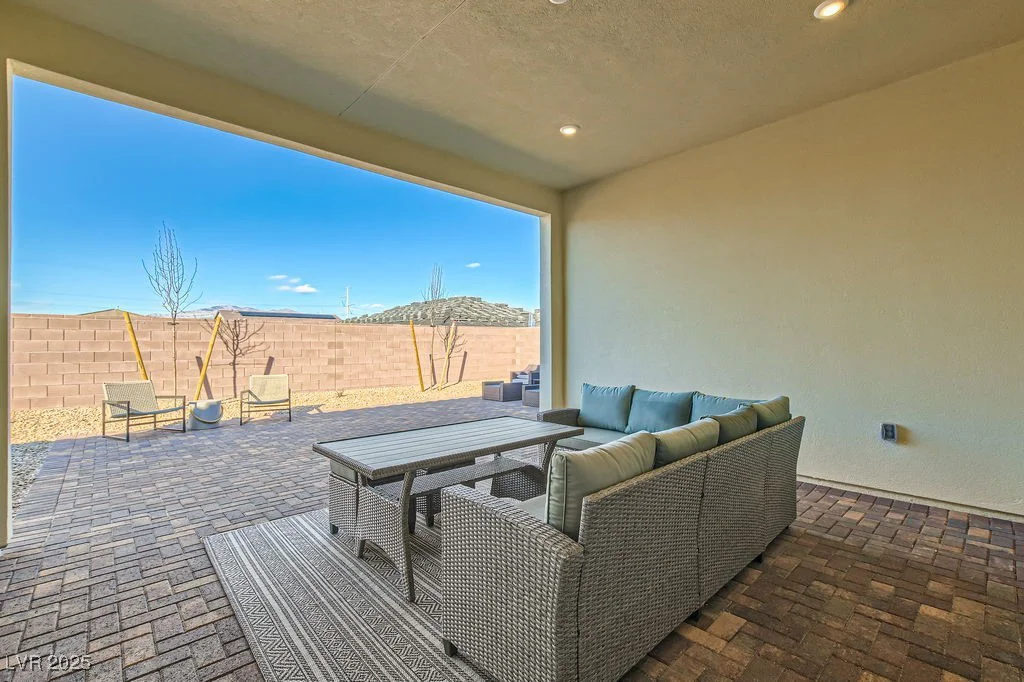 10026 Honey Rose, Las Vegas, NV 89143