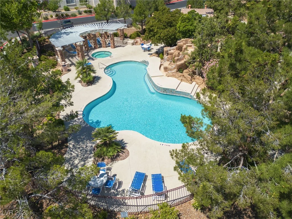 10300 Pinto Creek, Las Vegas, NV 89144