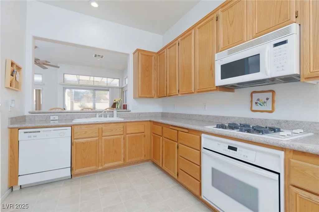 10300 Pinto Creek, Las Vegas, NV 89144