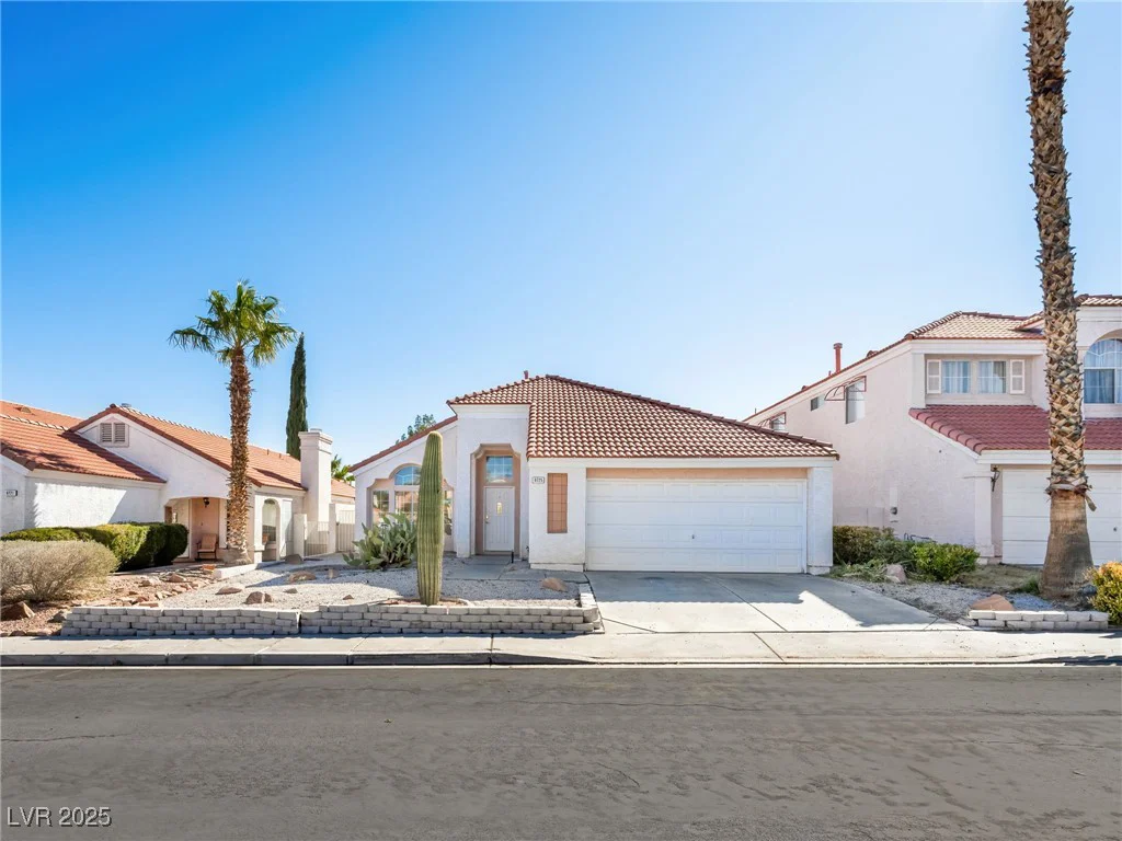 9725 Sierra Mesa, Las Vegas, NV 89117