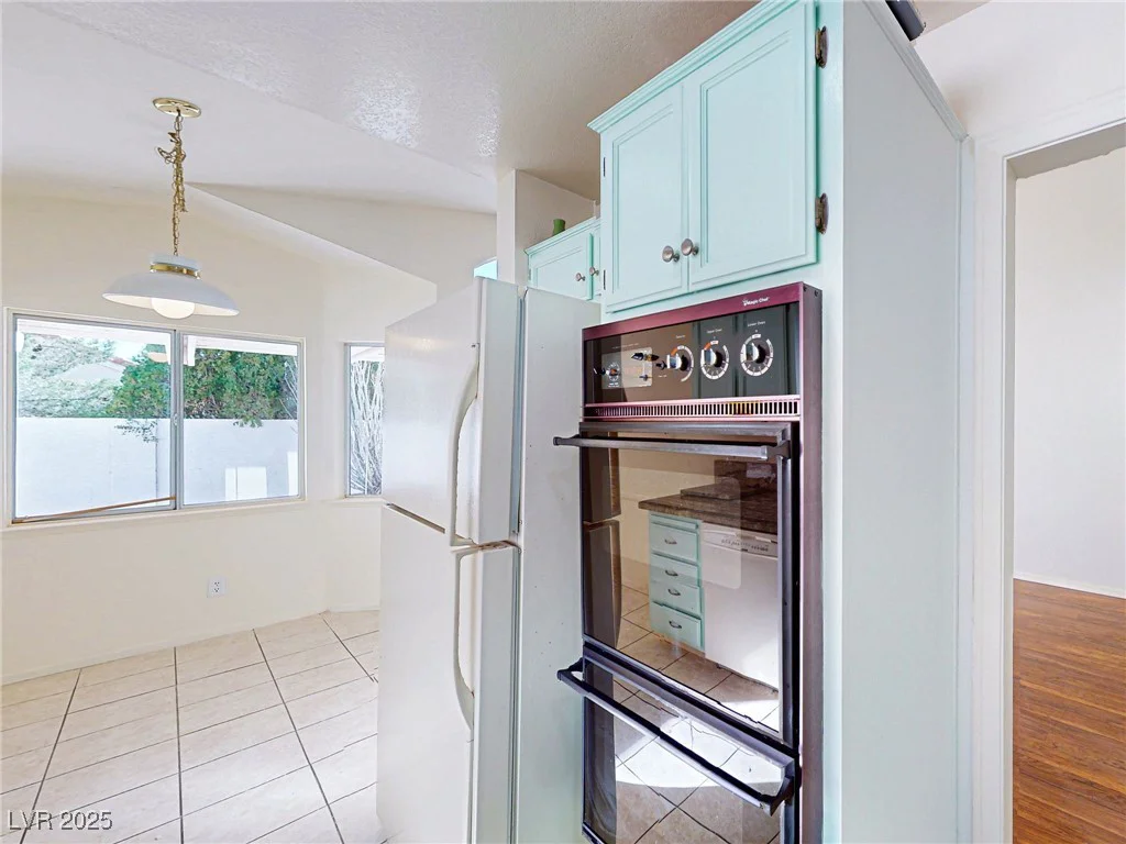 9725 Sierra Mesa, Las Vegas, NV 89117
