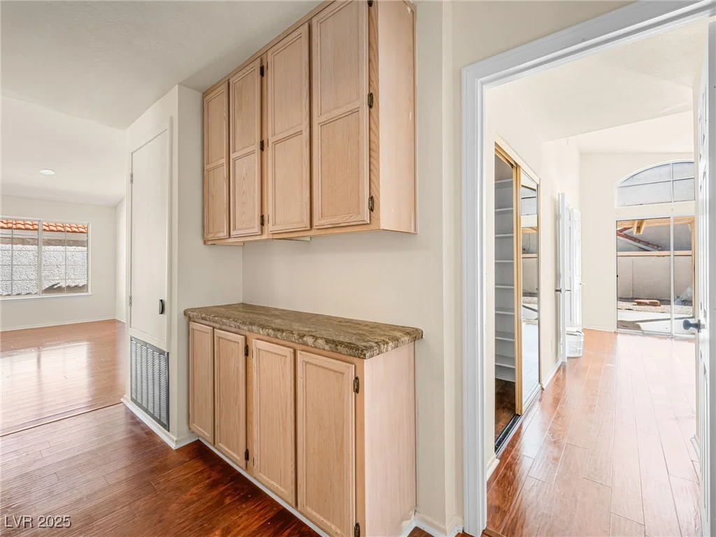 9725 Sierra Mesa, Las Vegas, NV 89117