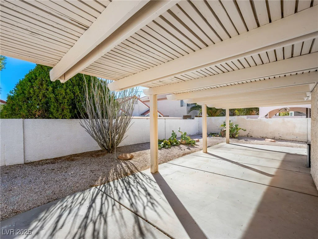 9725 Sierra Mesa, Las Vegas, NV 89117